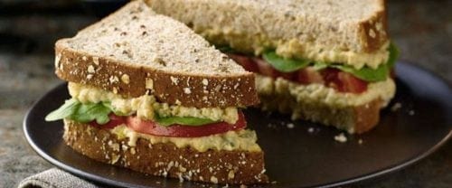 hummus-sandwich